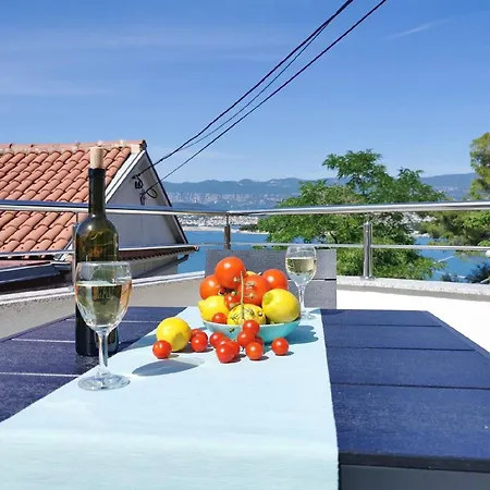 Apartment Ferienwohnung Fur 2 Personen Ca 25 Qm In Silo, Kvarner Bucht Krk *